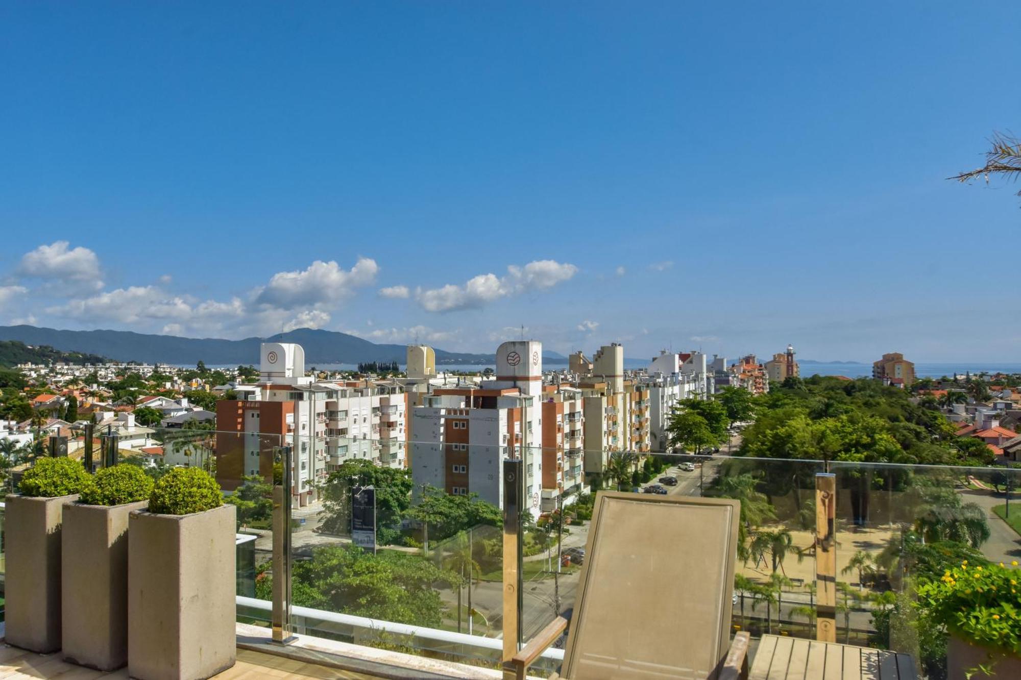 Apartamento Alto Padrao Ao Lado Do Open Shopping Em Jurerep176 Florianopolis